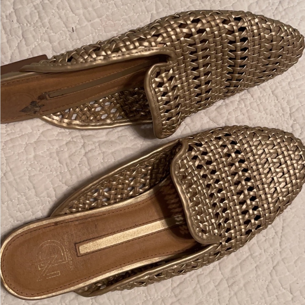 Gold mule